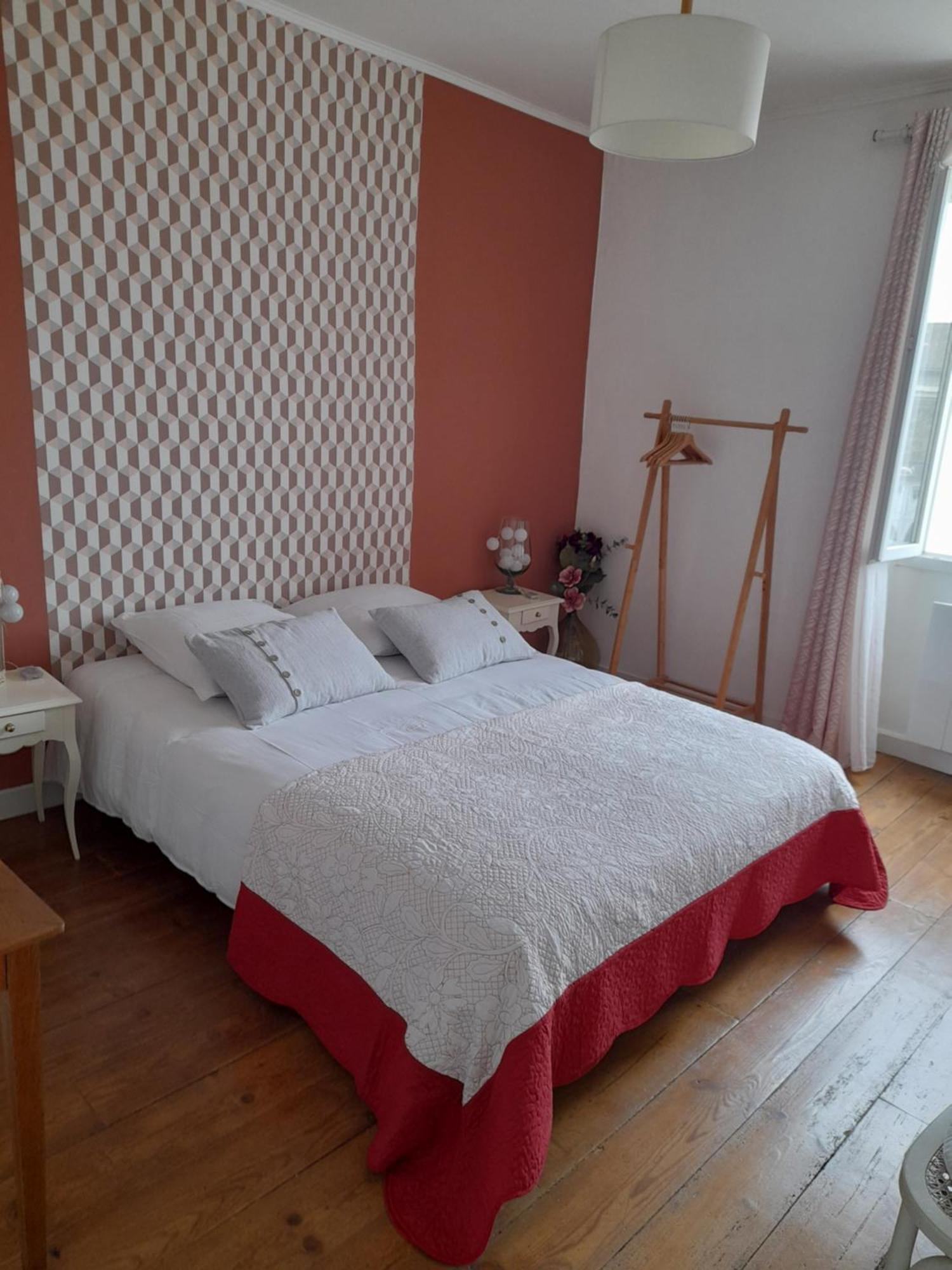 Les Hirondelles Bed & Breakfast Puyoo Exterior photo
